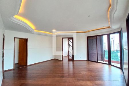 Sala de apartamento para alugar com 4 quartos, 233m² em Cambuí, Campinas