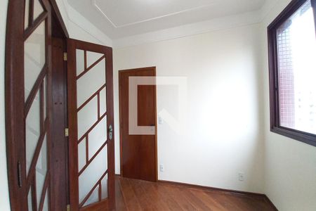 Escritório  de apartamento para alugar com 4 quartos, 233m² em Cambuí, Campinas