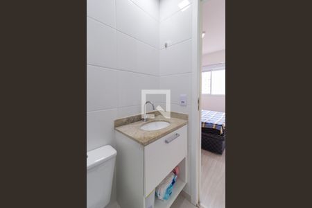 Banheiro de apartamento para alugar com 1 quarto, 35m² em Presidente Altino, Osasco