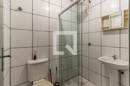 Banheiro de kitnet/studio para alugar com 1 quarto, 35m² em República, São Paulo