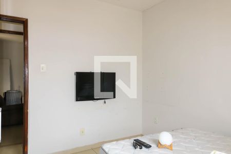 Quarto 1 de apartamento para alugar com 2 quartos, 80m² em Quintino Bocaiúva, Rio de Janeiro