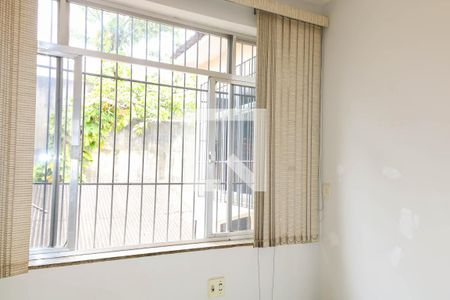 Sala de apartamento para alugar com 2 quartos, 80m² em Quintino Bocaiúva, Rio de Janeiro