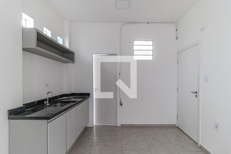 Cozinha de kitnet/studio para alugar com 1 quarto, 29m² em Santa Ifigênia, São Paulo