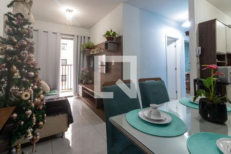 Sala de apartamento para alugar com 2 quartos, 47m² em Jardim Pioneira, Cotia