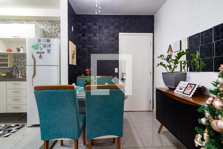 Sala de apartamento para alugar com 2 quartos, 47m² em Jardim Pioneira, Cotia