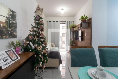 Sala de apartamento para alugar com 2 quartos, 47m² em Jardim Pioneira, Cotia