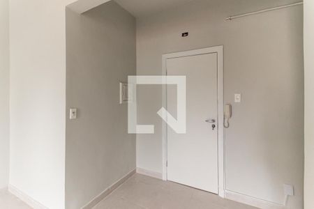 Studio - Entrada de kitnet/studio para alugar com 1 quarto, 30m² em Santa Ifigênia, São Paulo