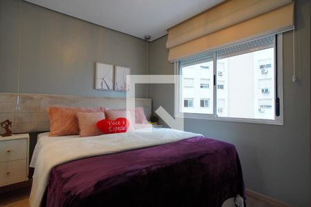 Suíte de apartamento à venda com 3 quartos, 69m² em Vila Ipiranga, Porto Alegre