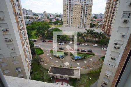 Sala - Vista de apartamento à venda com 3 quartos, 69m² em Vila Ipiranga, Porto Alegre