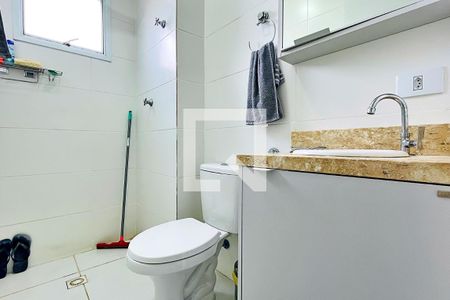 Apartamento para alugar com 61m², 2 quartos e 1 vaga Apartamento para alugar com 61m², 2 quartos e 1 vagaBanheiro da Suíte