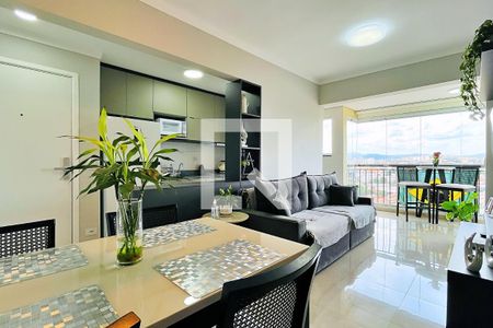 Sala de apartamento para alugar com 2 quartos, 61m² em Jardim Bom Clima, Guarulhos