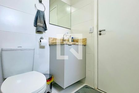 Apartamento para alugar com 61m², 2 quartos e 1 vaga Apartamento para alugar com 61m², 2 quartos e 1 vagaBanheiro