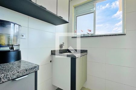 Apartamento para alugar com 61m², 2 quartos e 1 vaga Apartamento para alugar com 61m², 2 quartos e 1 vagaCozinha e Área de Serviço