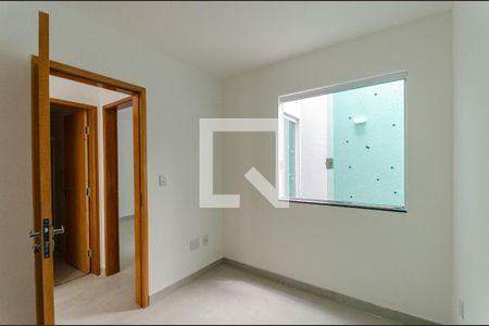 Quarto 1 de apartamento para alugar com 2 quartos, 46m² em Vila Clarice, São Paulo