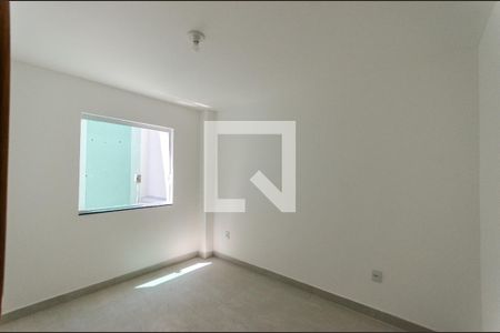 Quarto 2 de apartamento para alugar com 2 quartos, 47m² em Vila Clarice, São Paulo