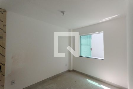 Sala de apartamento para alugar com 2 quartos, 47m² em Vila Clarice, São Paulo