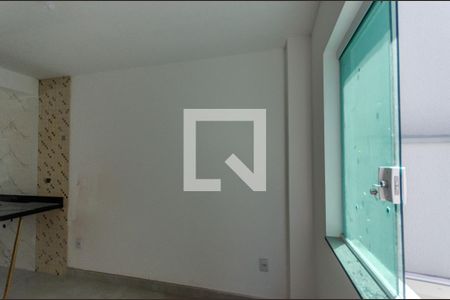 Sala de apartamento para alugar com 2 quartos, 47m² em Vila Clarice, São Paulo