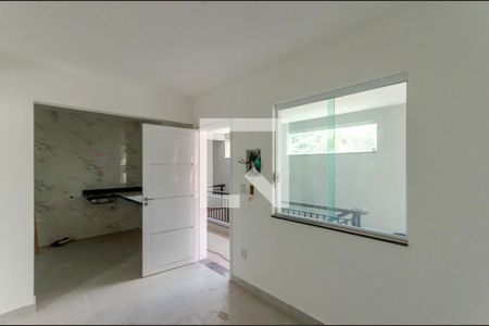 Sala de apartamento para alugar com 2 quartos, 47m² em Vila Clarice, São Paulo