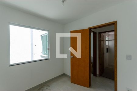 Quarto 1 de apartamento para alugar com 2 quartos, 47m² em Vila Clarice, São Paulo