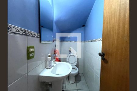 Lavabo de casa para alugar com 2 quartos, 81m² em Cidade Vargas, São Paulo