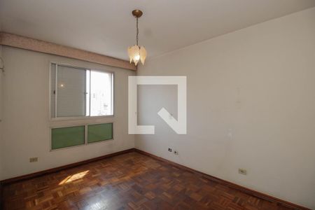 Suíte  de apartamento à venda com 3 quartos, 125m² em Vila Madalena, São Paulo