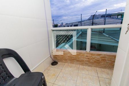 Casa à venda com 173m², 3 quartos e 2 vagas Casa à venda com 173m², 3 quartos e 2 vagasVaranda