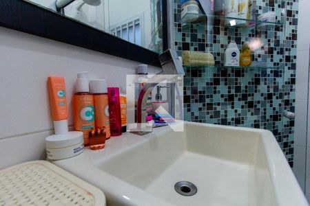 Casa à venda com 173m², 3 quartos e 2 vagas Casa à venda com 173m², 3 quartos e 2 vagasBanheiro 1 - suíte