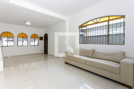 Sala de casa à venda com 4 quartos, 150m² em Chácara Santo Antônio (zona Leste), São Paulo