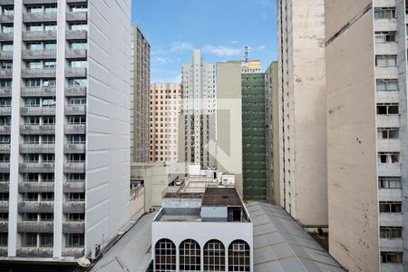 Vista da Sala/Cozinha de apartamento para alugar com 2 quartos, 46m² em Centro, Belo Horizonte