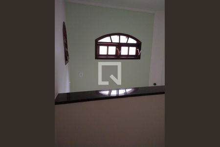 Corredor  de casa à venda com 3 quartos, 120m² em Parque Pinheiros, Taboão da Serra