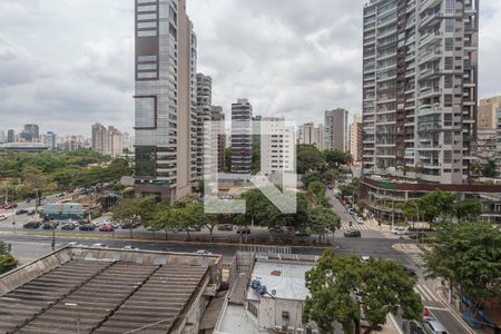 Vista de kitnet/studio à venda com 1 quarto, 38m² em Indianópolis, São Paulo