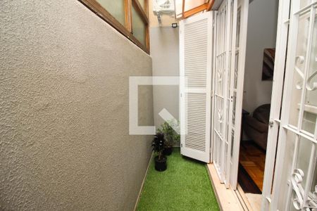 Sacada da Sala/Quarto de kitnet/studio para alugar com 1 quarto, 30m² em Cidade Baixa, Porto Alegre