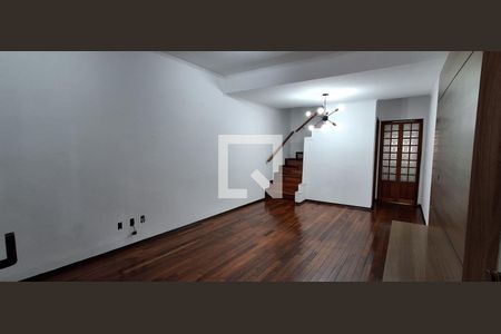 Sala de casa à venda com 2 quartos, 124m² em Vila Mariza, São Bernardo do Campo