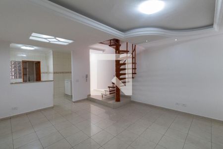 Sala de casa de condomínio à venda com 3 quartos, 100m² em Vila Carmosina, São Paulo