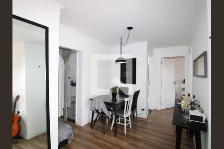 Sala de apartamento à venda com 2 quartos, 58m² em Vila Nivi, São Paulo