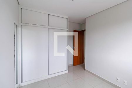 Quarto 1 de apartamento à venda com 4 quartos, 156m² em Itapoã, Belo Horizonte