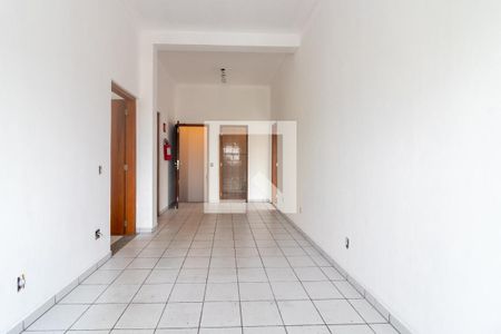 Sala de casa para alugar com 2 quartos, 120m² em Jardim Sao Vicente, Cotia