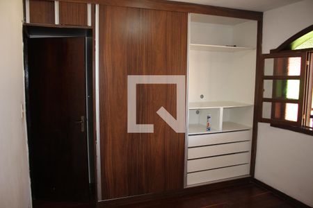 Quarto 1 de casa para alugar com 3 quartos, 150m² em Jardim Riacho das Pedras, Contagem