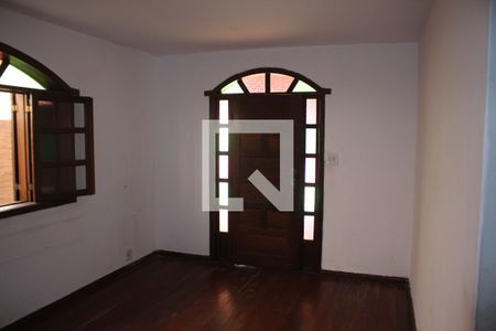 Sala 1 de casa para alugar com 3 quartos, 150m² em Jardim Riacho das Pedras, Contagem