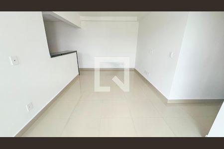 Sala de apartamento à venda com 3 quartos, 71m² em Carlos Prates, Belo Horizonte
