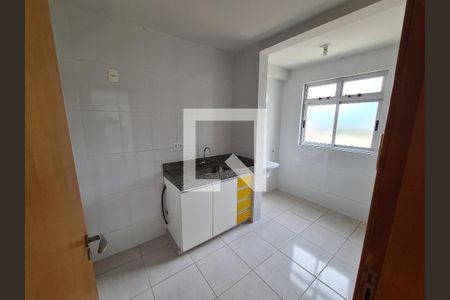 Cozinha de apartamento à venda com 2 quartos, 70m² em Guarani, Belo Horizonte