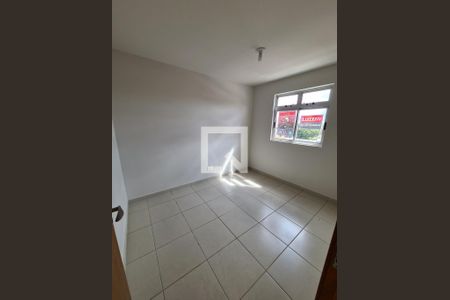 Quarto de apartamento à venda com 2 quartos, 70m² em Guarani, Belo Horizonte