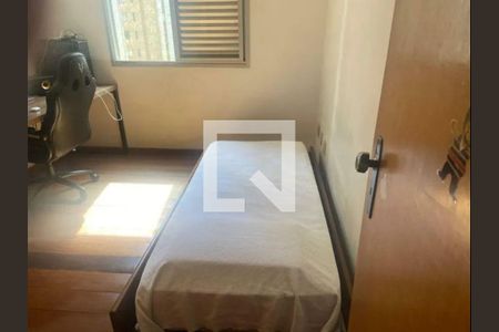 Quarto de apartamento à venda com 3 quartos, 120m² em Carmo, Belo Horizonte