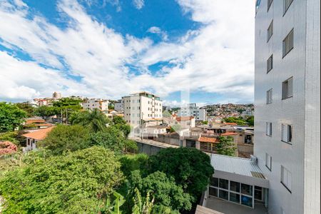 Sala 1 de apartamento para alugar com 3 quartos, 170m² em Barreiro, Belo Horizonte