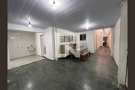 Sala de casa para alugar com 8 quartos, 700m² em Conjunto Residencial Butanta, São Paulo