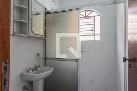 banheiro suíte de casa para alugar com 3 quartos, 230m² em Parque das Américas, Mauá