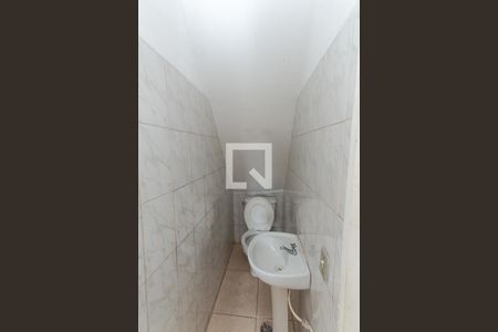 Lavabo   de casa de condomínio para alugar com 2 quartos, 90m² em Vila Ede, São Paulo