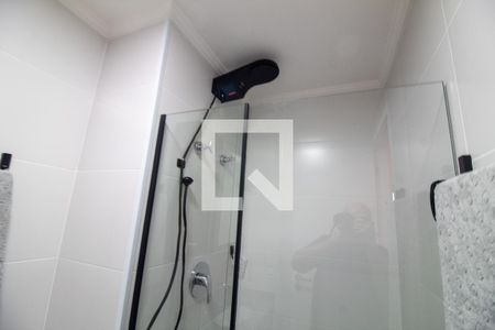 Banheiro de kitnet/studio para alugar com 1 quarto, 24m² em Santo Amaro, São Paulo