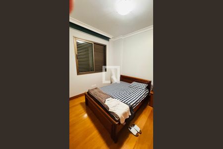 Quarto de apartamento para alugar com 4 quartos, 172m² em Funcionários, Belo Horizonte