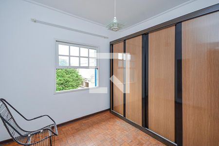 Quarto 2 de casa para alugar com 4 quartos, 180m² em Vila Marari, São Paulo